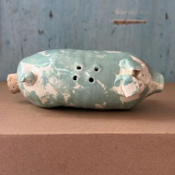 Hand-Crafted Ceramic Piggy Salt Shaker in Green and White - Picture 7 of 8